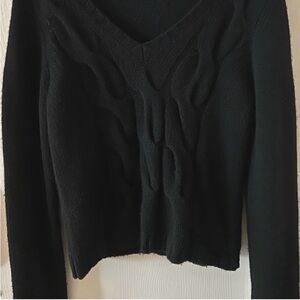 Theory Casmere Elegant Black V-Neck Sweater barely worn